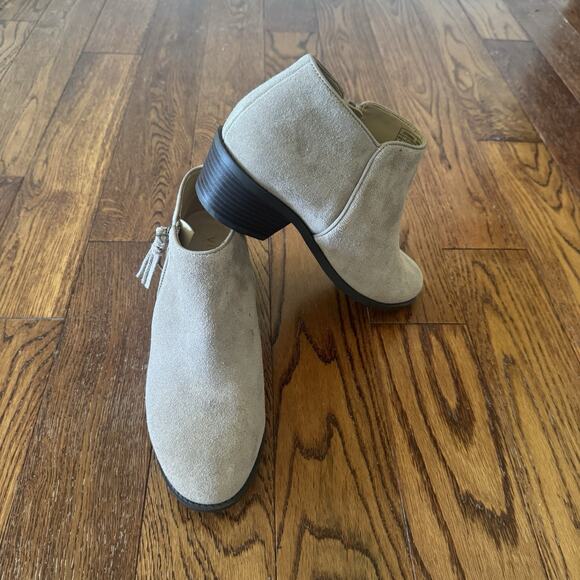 Vionic Shyanne Booties Women's 7 Greige Suede Leather Orthotic Boho Festival Zip - Picture 2 of 11